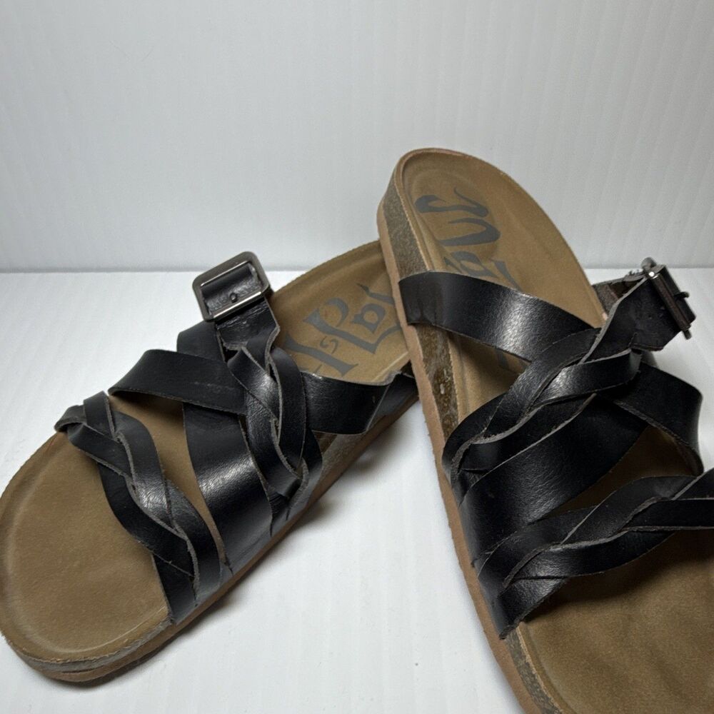Strappy Black Leather Flat Slide Sandals Buckle Slip On Women’s Size 8